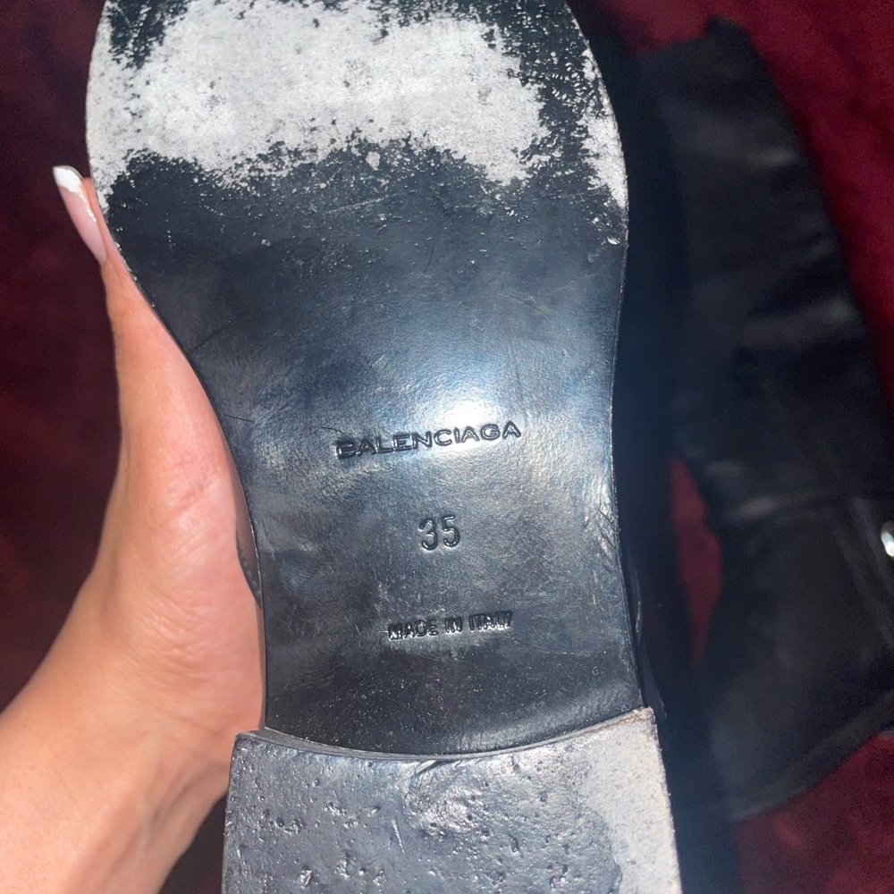 BALENCIAGA leather riding boots - Picture 8 of 14